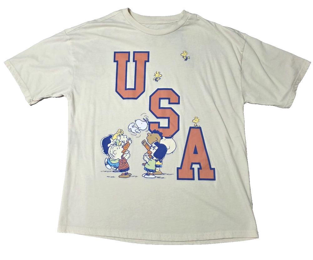Peanuts Snoopy USA Graphic T-Shirt Beige Cream Mad Engine Peanuts Gang Size M